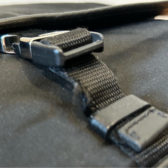 Vintage Authentic Prada Messenger Bag - Picture 8 of 13